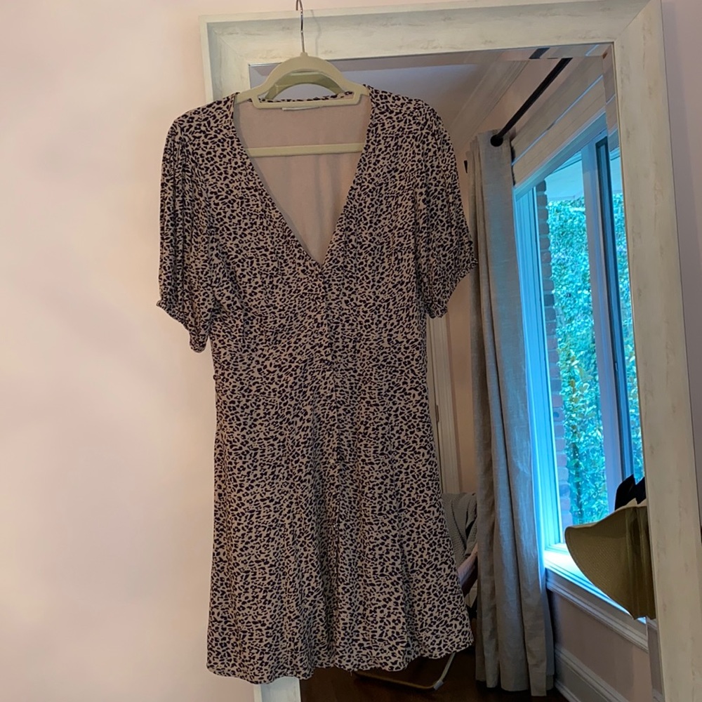 Abercrombie & Fitch - cheetah, short sleeve dress, size M